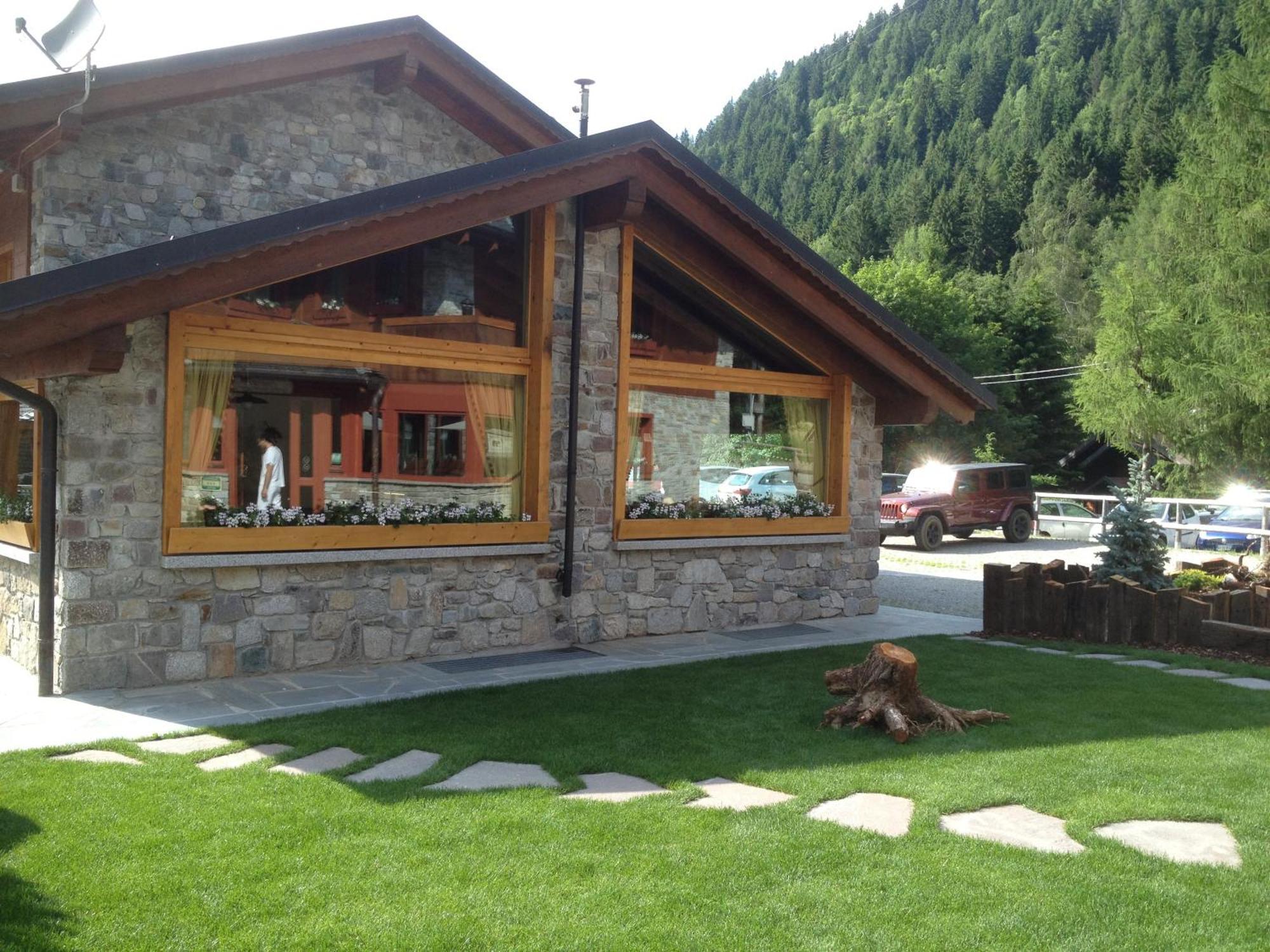 La Tana dell'orso Hotel&SPA Ponte Di Legno Esterno foto