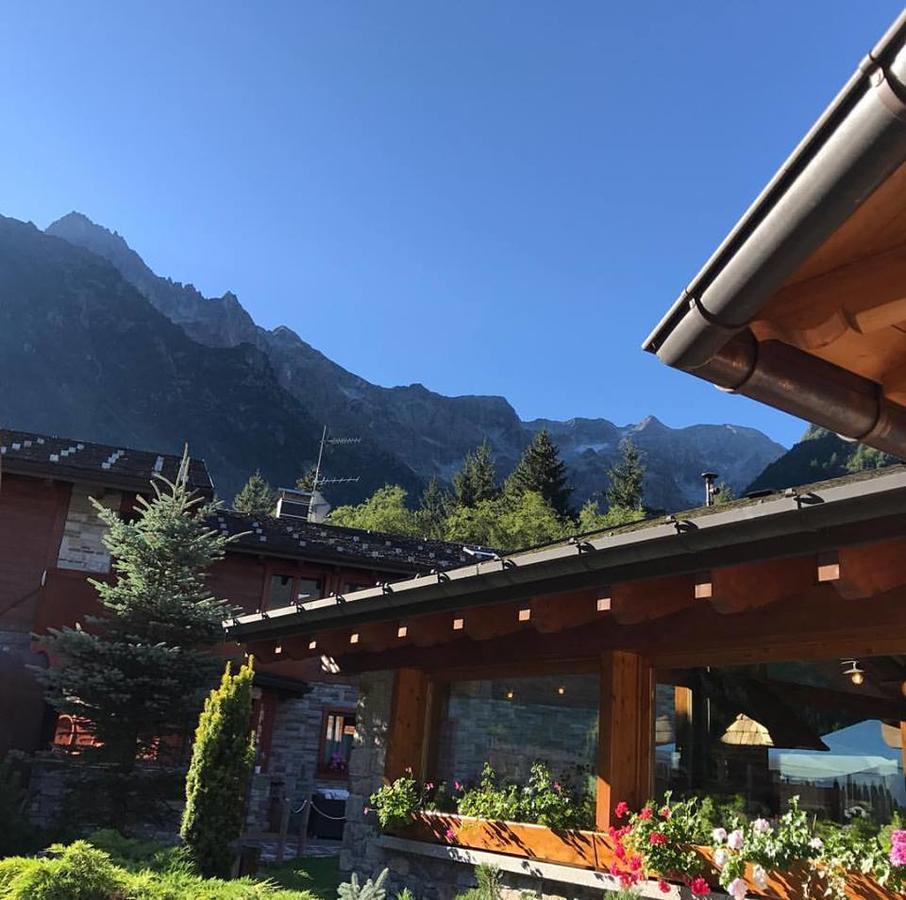 La Tana dell'orso Hotel&SPA Ponte Di Legno Esterno foto
